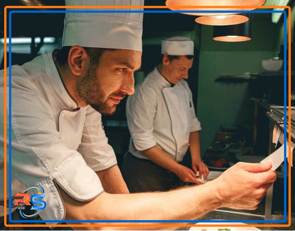 نکات-آموزش-کارکنان-برای-سرویس-دهی-بهتر-در-رستوران