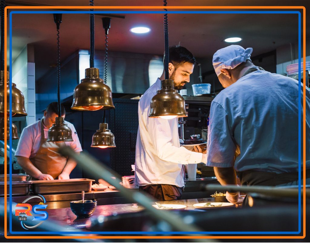 تحلیل-رقبا-در-رستوران